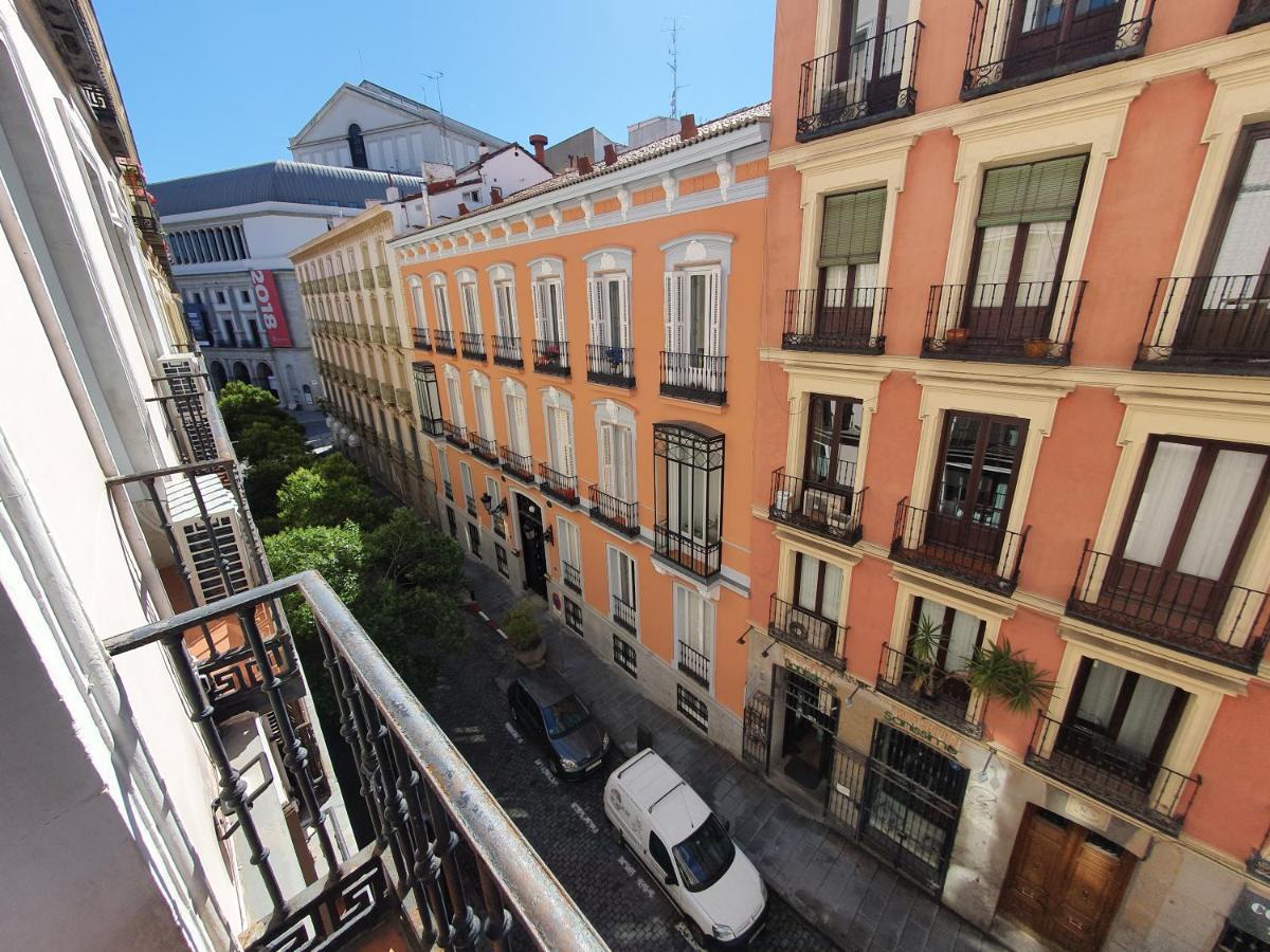 Ch Otello Rooms I - Madrid — Photos 3